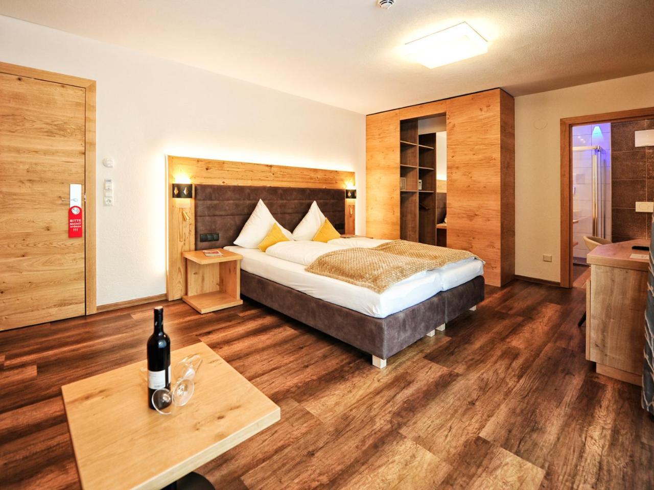 Hotel Ferienglueck 이스크글 외부 사진