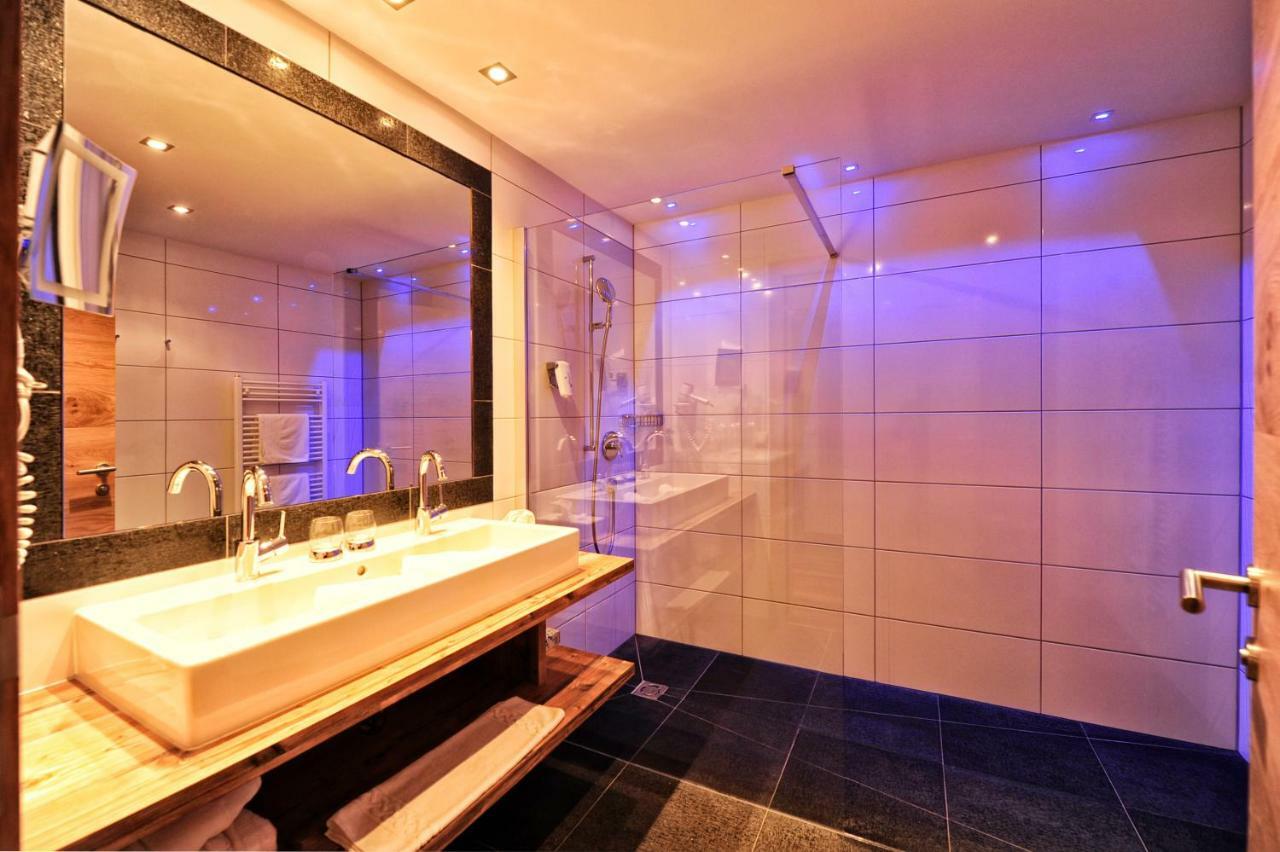 Hotel Ferienglueck 이스크글 외부 사진
