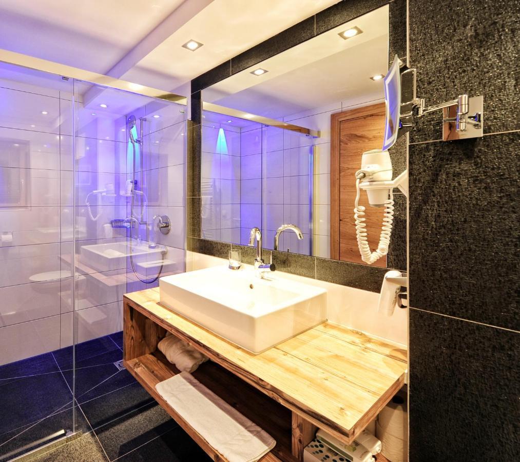 Hotel Ferienglueck 이스크글 외부 사진