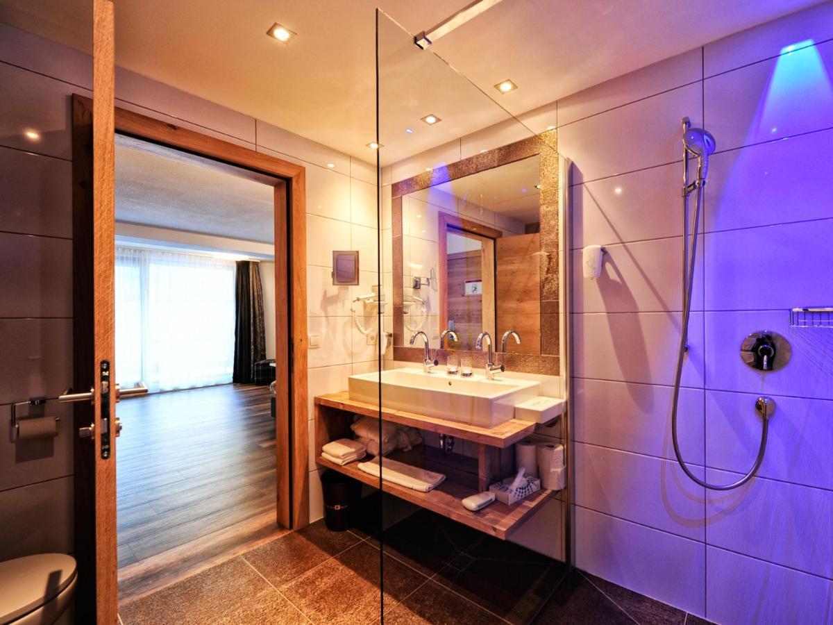 Hotel Ferienglueck 이스크글 외부 사진