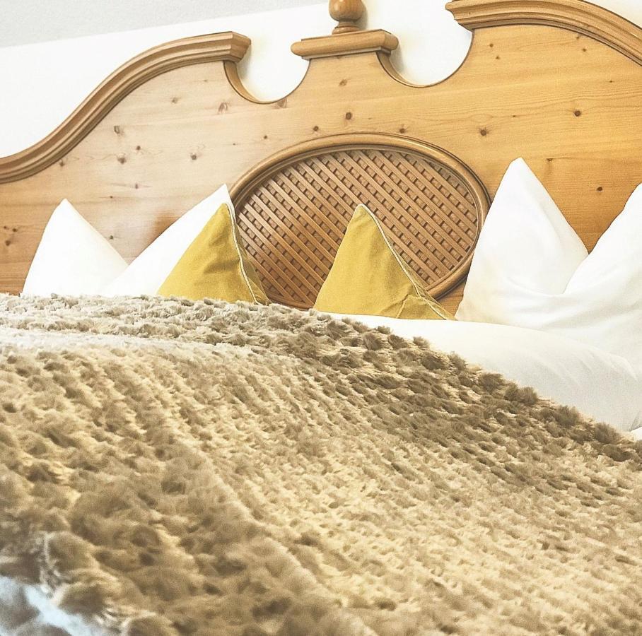 Hotel Ferienglueck 이스크글 외부 사진